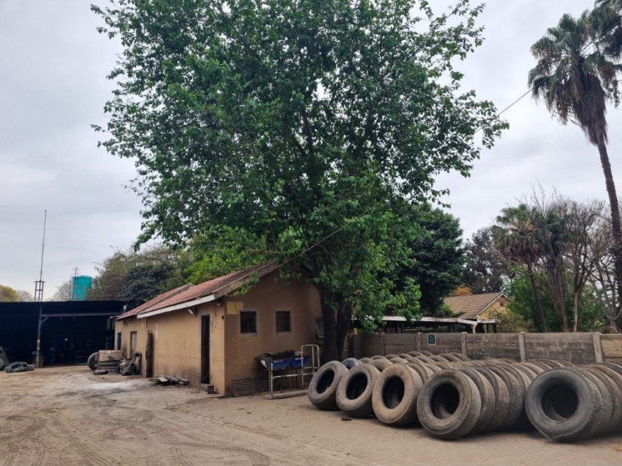 Commercial Property for Sale in Boschfontein A H North West